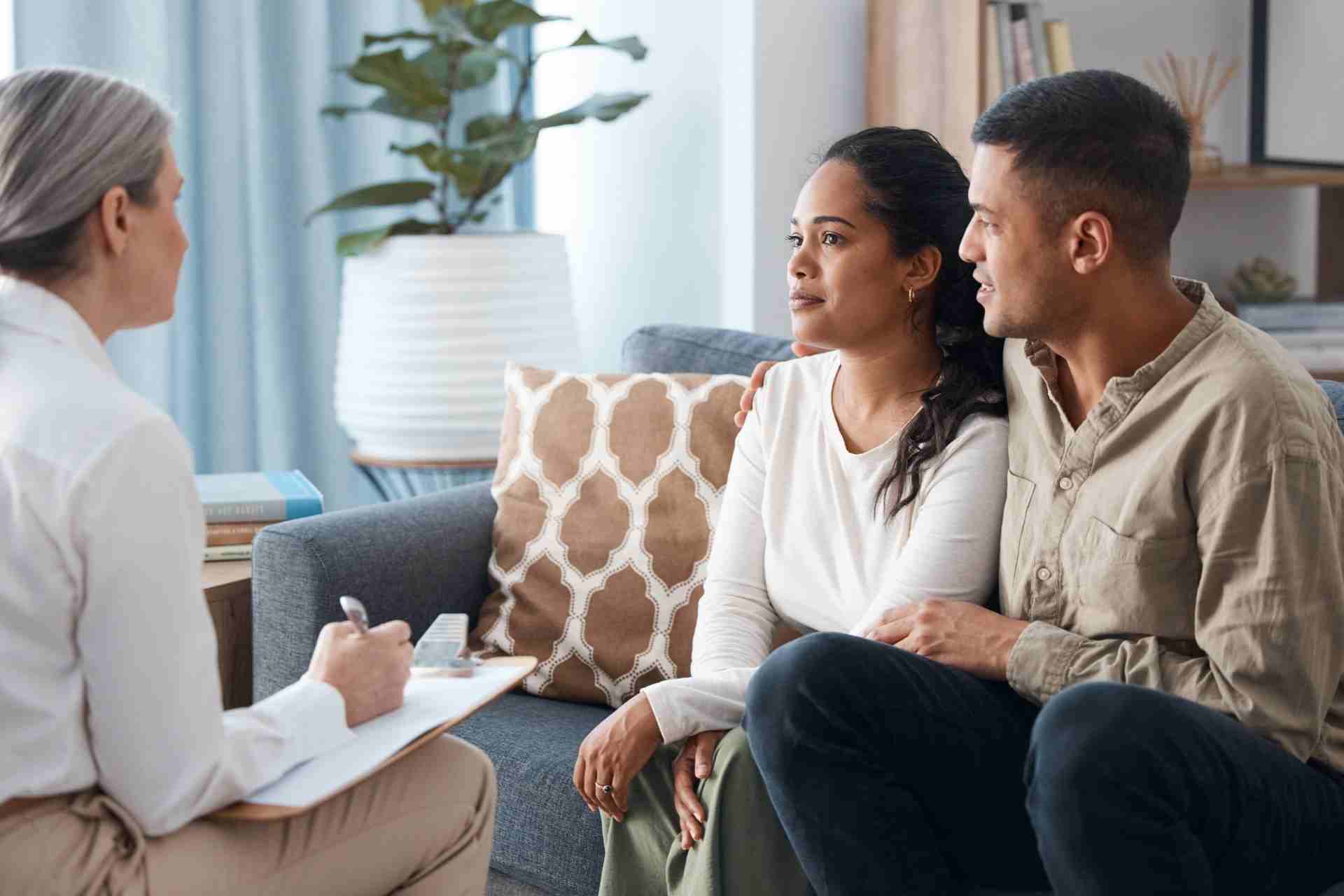 Couple participating in a family therapy session with a licensed therapist during an Intensive Outpatient Program (IOP).